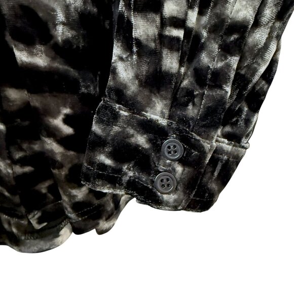 BELLE Kim Gravel Velvet Shirt Black Leopard Stretch Womens Button Down Top - Picture 6 of 7